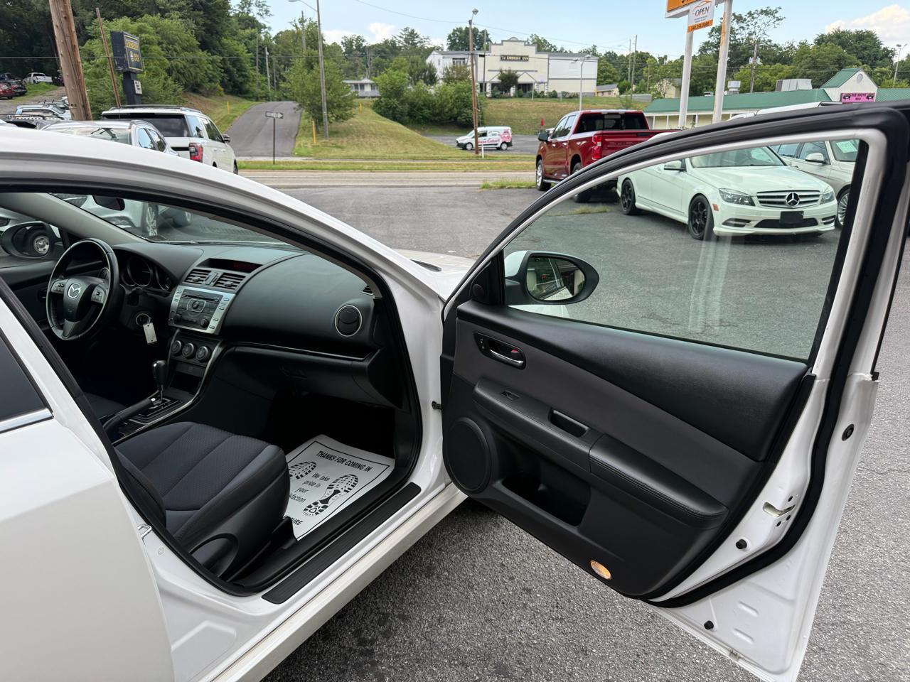 Mazda MAZDA6 4dr Sdn Auto i Touring 2013