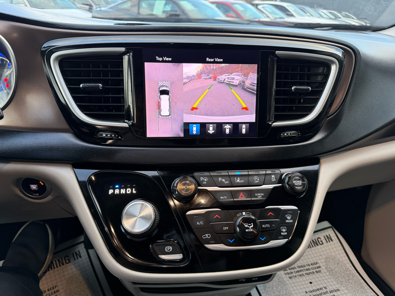 Chrysler Pacifica Touring L FWD 2018