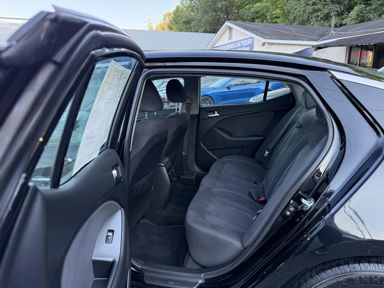 Kia Optima 4dr Sdn 2.4L Auto EX Hybrid 2011