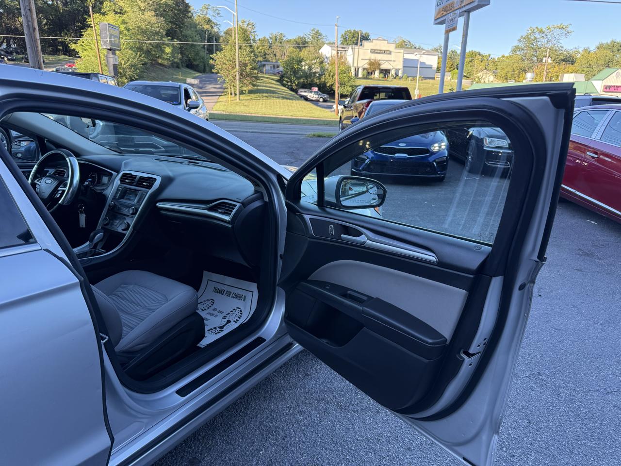 Ford Fusion 4dr Sdn S FWD 2016