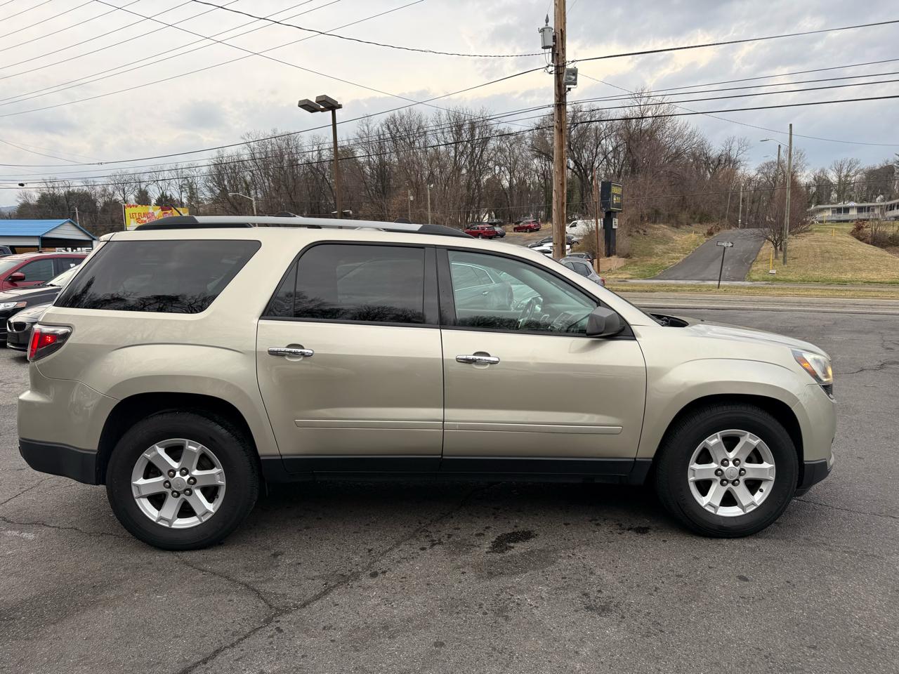 GMC Acadia AWD 4dr SLE w/SLE-2 2015