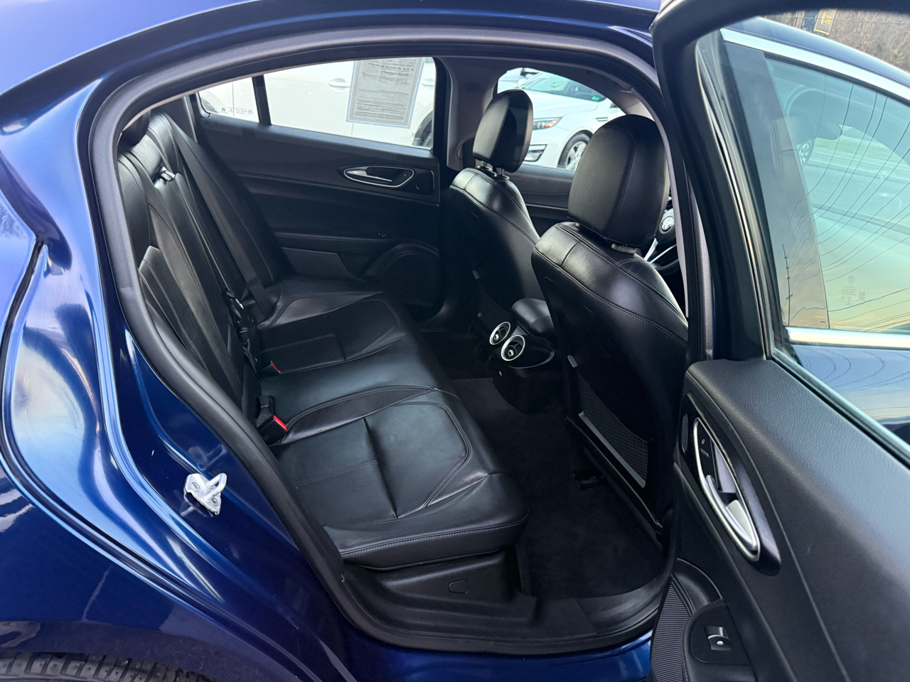 Alfa Romeo Giulia RWD 2017