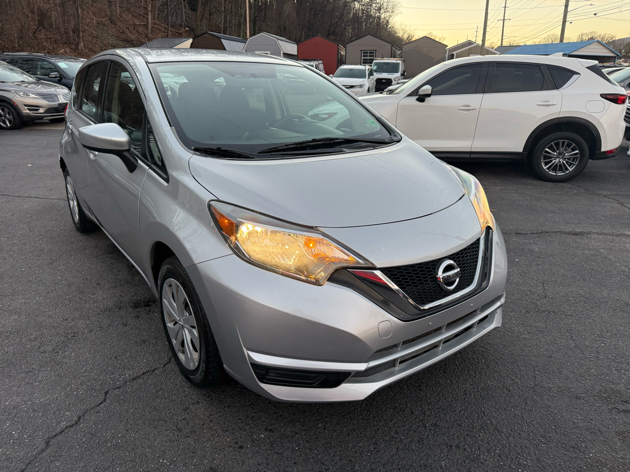 Nissan Versa Note SV CVT 2018