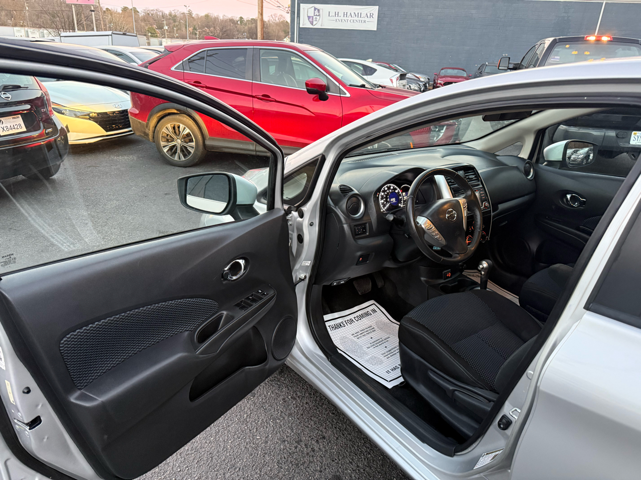Nissan Versa Note SV CVT 2018