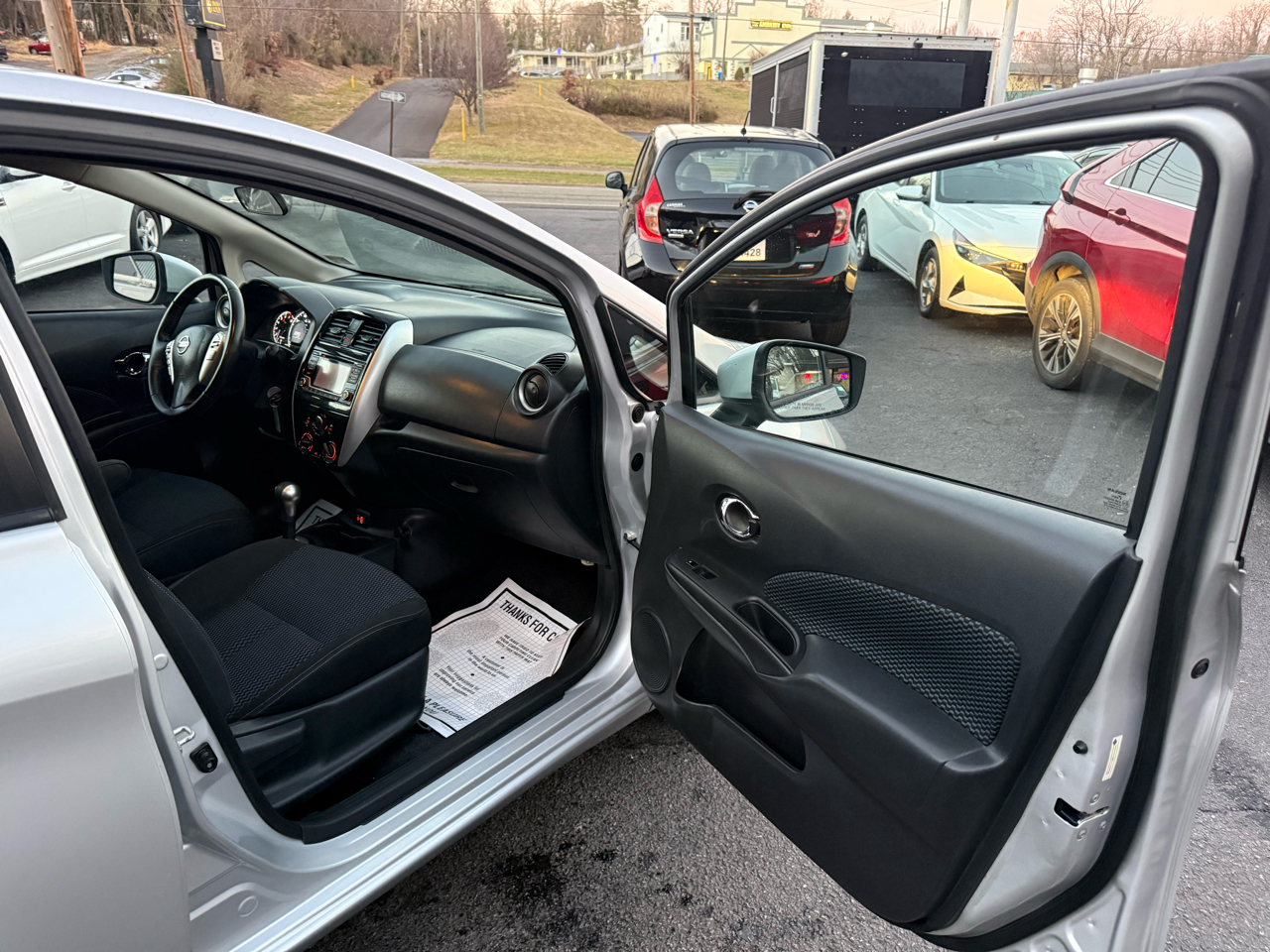 Nissan Versa Note SV CVT 2018