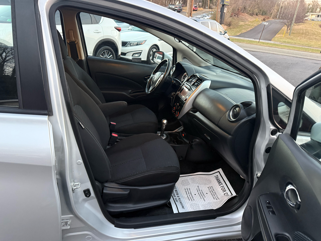 Nissan Versa Note SV CVT 2018