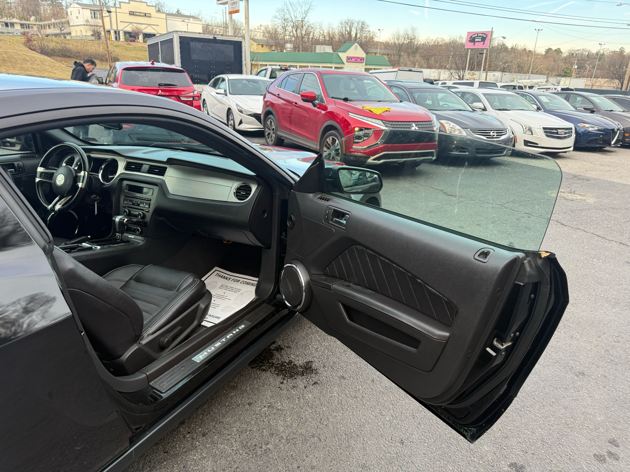 Ford Mustang 2dr Cpe V6 2011