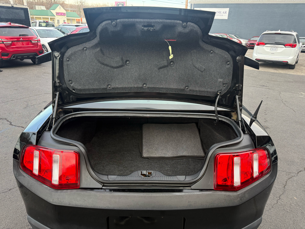 Ford Mustang 2dr Cpe V6 2011