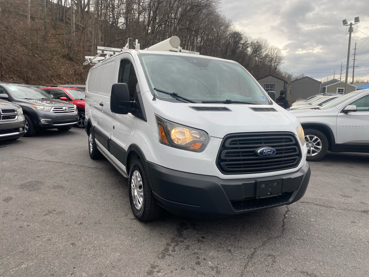 Ford Transit Cargo Van T-150 130" Low Rf 8600 GVWR Swing-Out RH Dr 2016