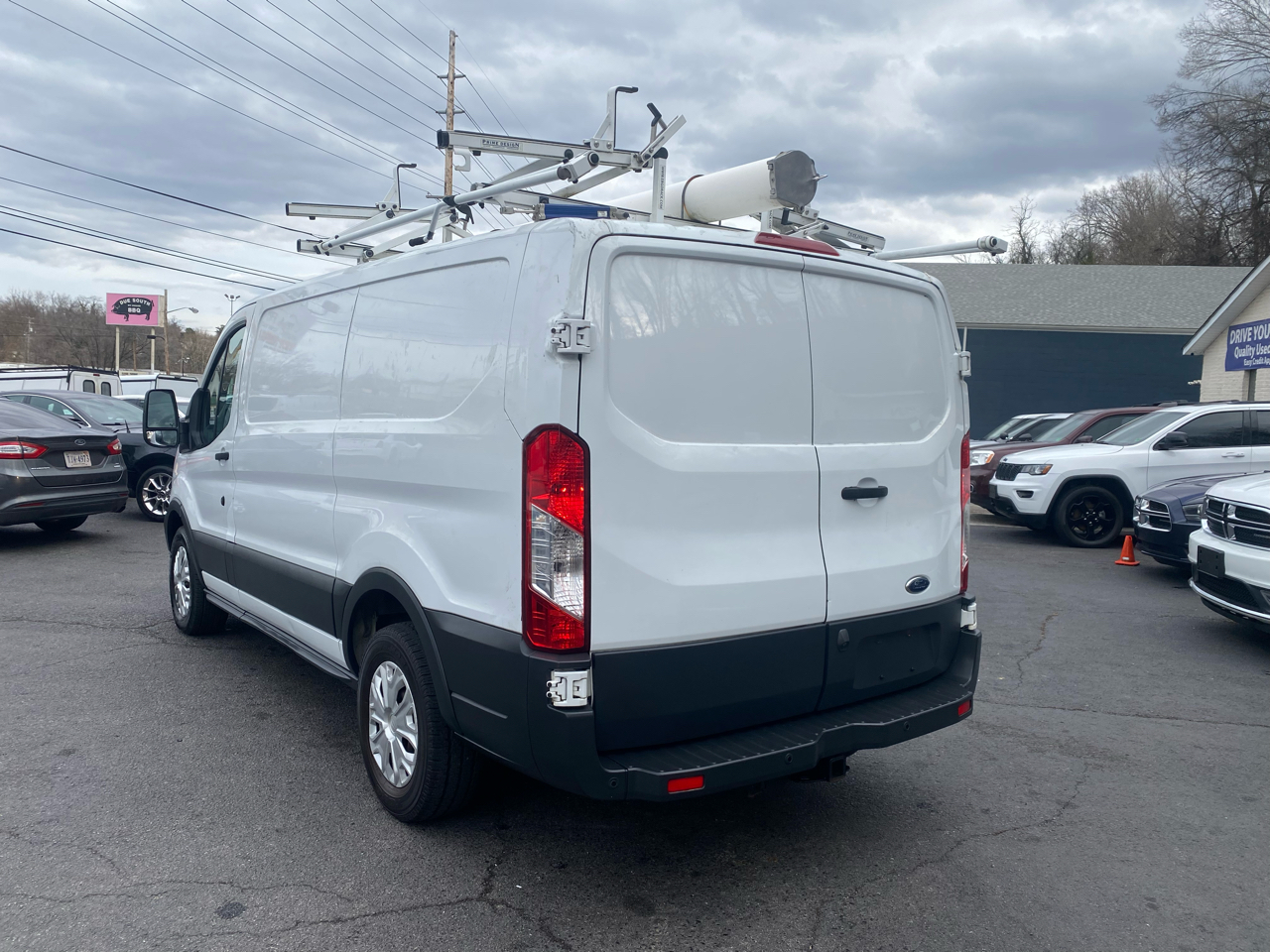 Ford Transit Cargo Van T-150 130" Low Rf 8600 GVWR Swing-Out RH Dr 2016