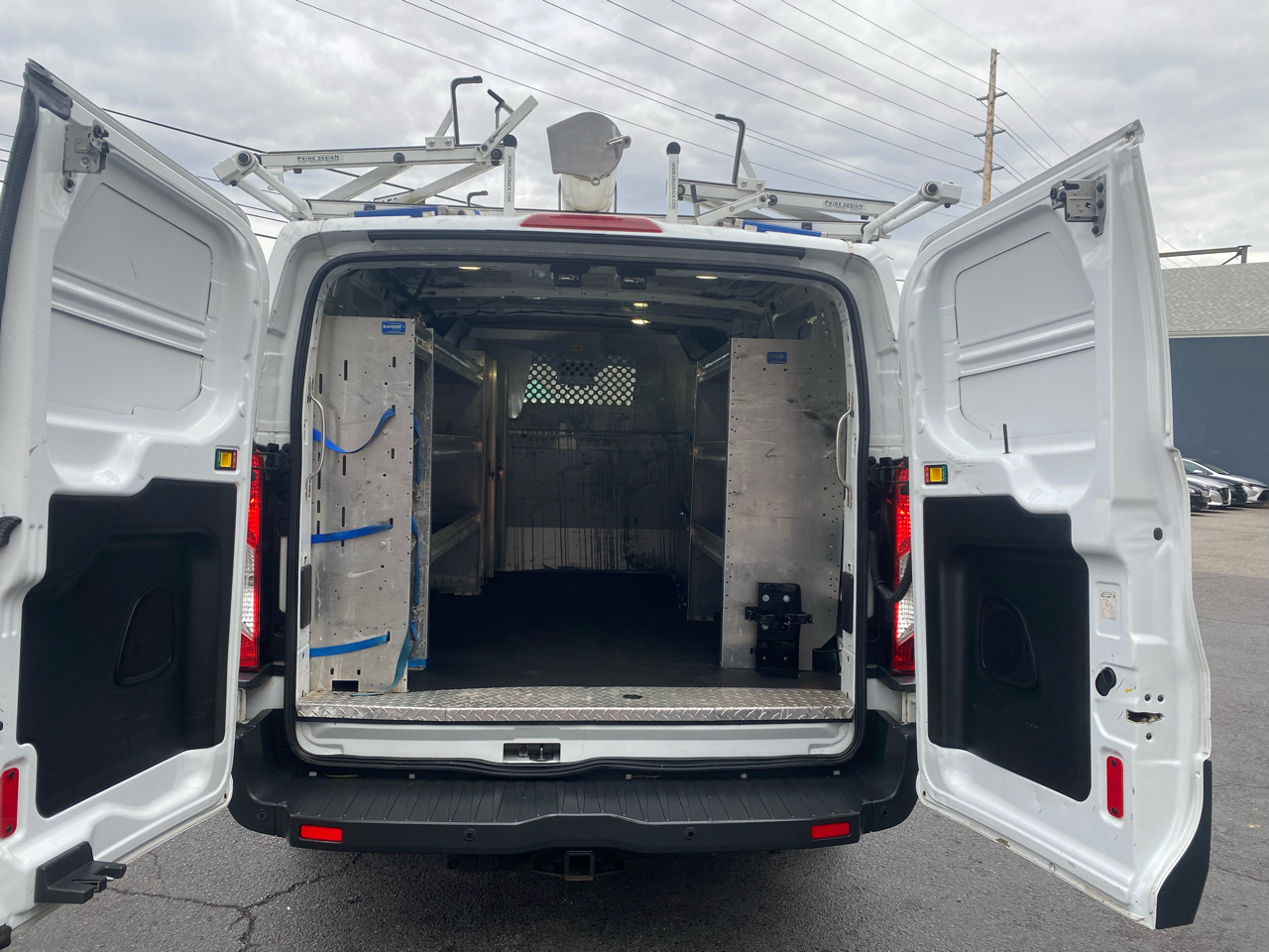 Ford Transit Cargo Van T-150 130" Low Rf 8600 GVWR Swing-Out RH Dr 2016