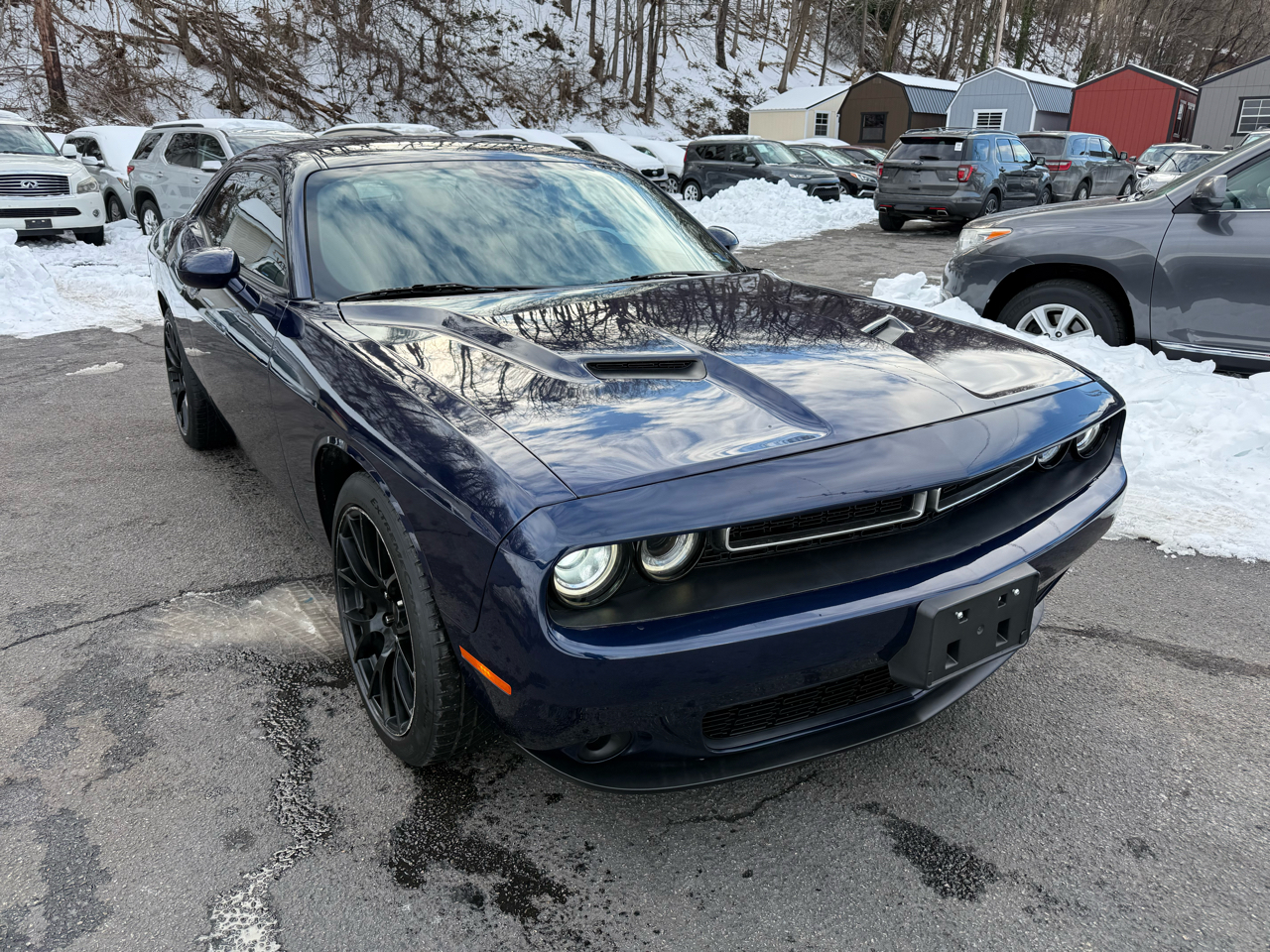Dodge Challenger 2dr Cpe SXT 2016