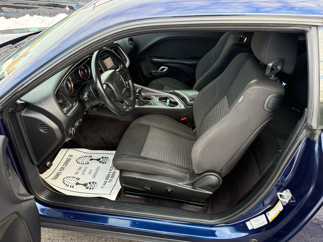 Dodge Challenger 2dr Cpe SXT 2016