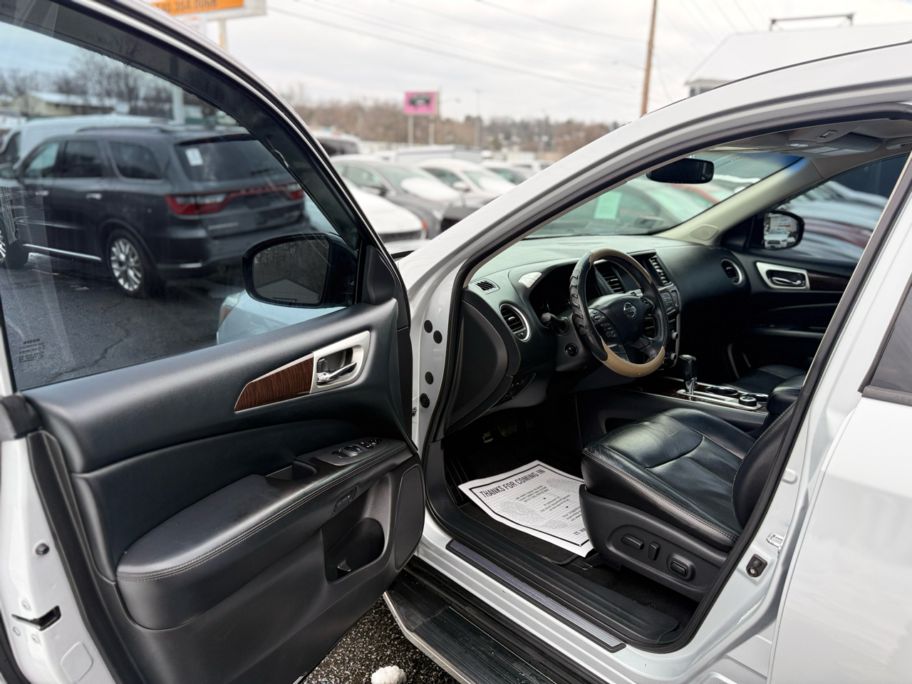 Nissan Pathfinder 4WD 4dr Platinum 2013