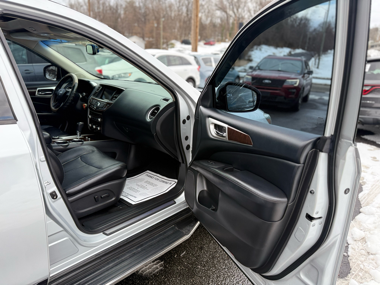 Nissan Pathfinder 4WD 4dr Platinum 2013