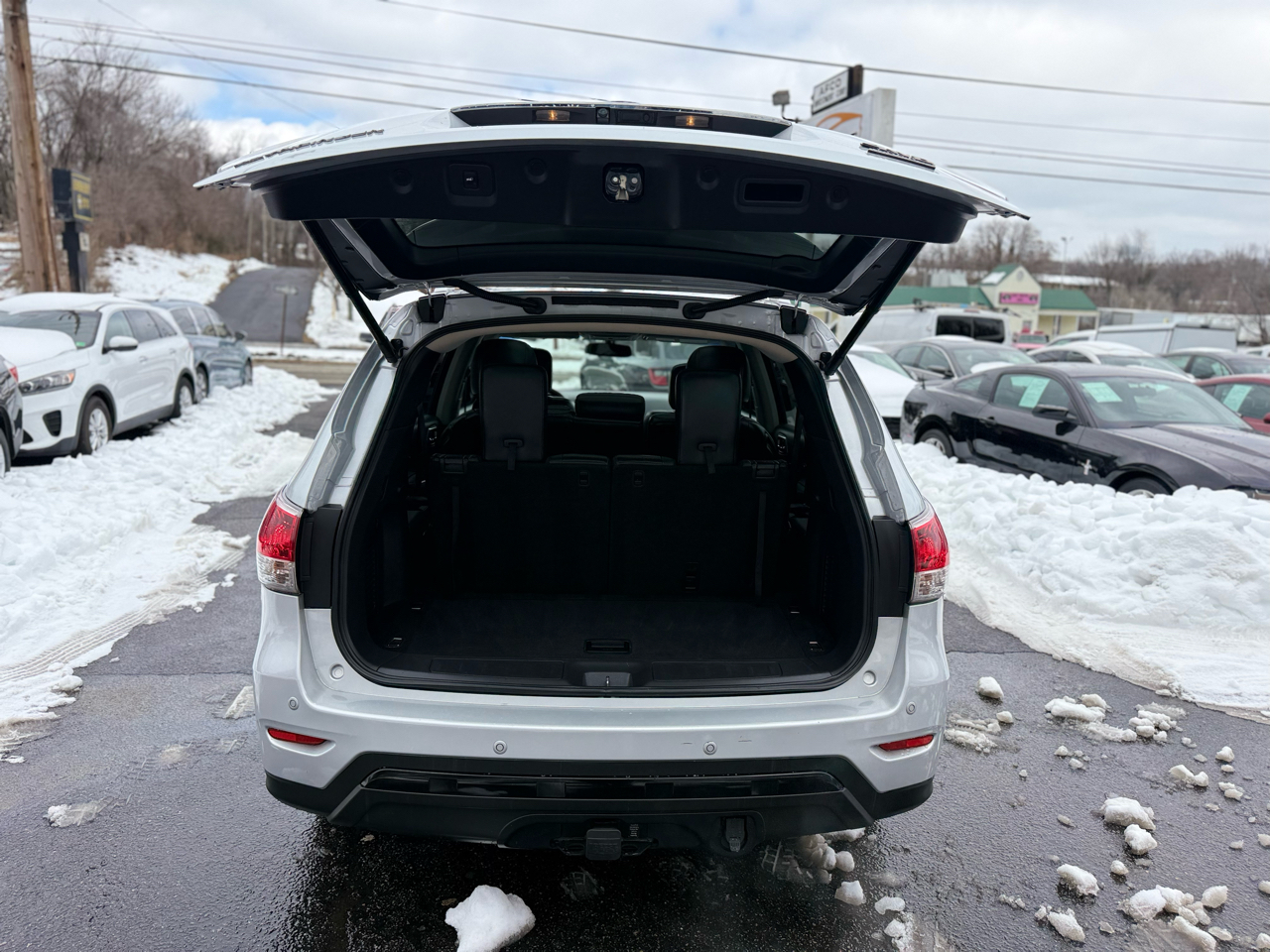 Nissan Pathfinder 4WD 4dr Platinum 2013