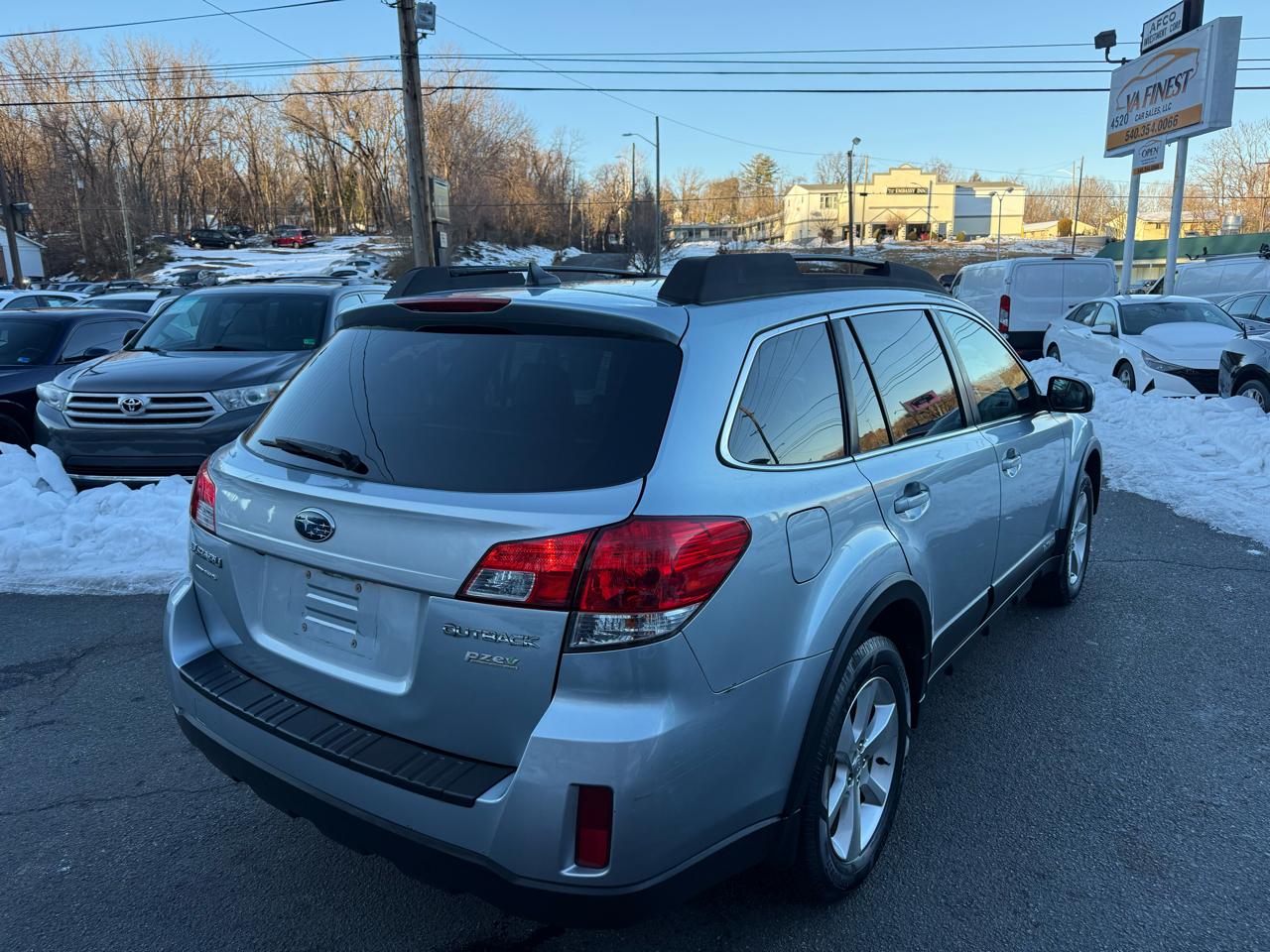 Subaru Outback 4dr Wgn H4 Auto 2.5i Limited 2013