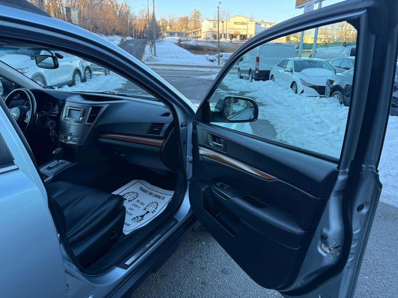 Subaru Outback 4dr Wgn H4 Auto 2.5i Limited 2013