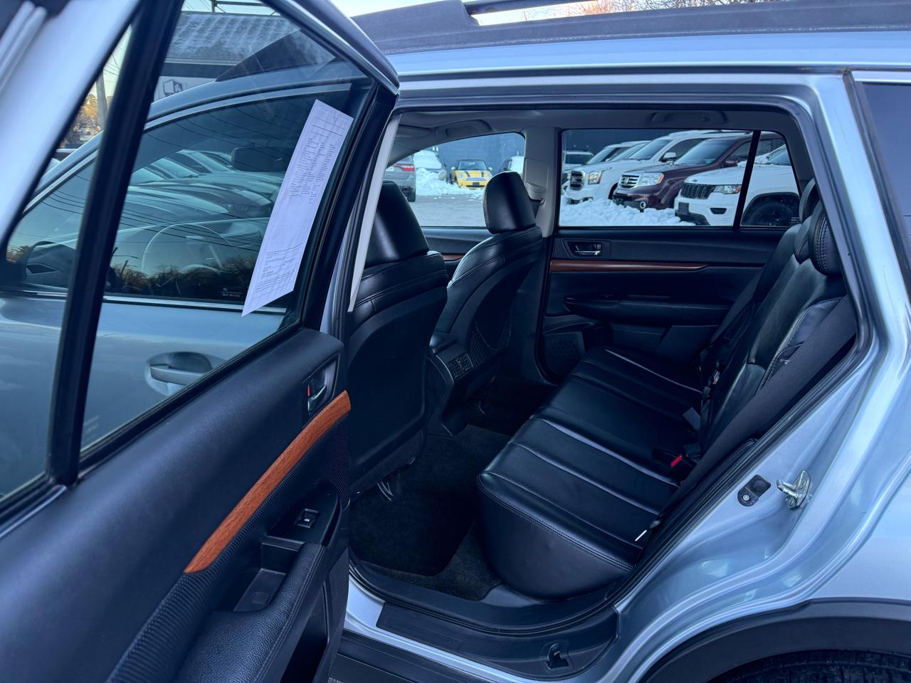 Subaru Outback 4dr Wgn H4 Auto 2.5i Limited 2013