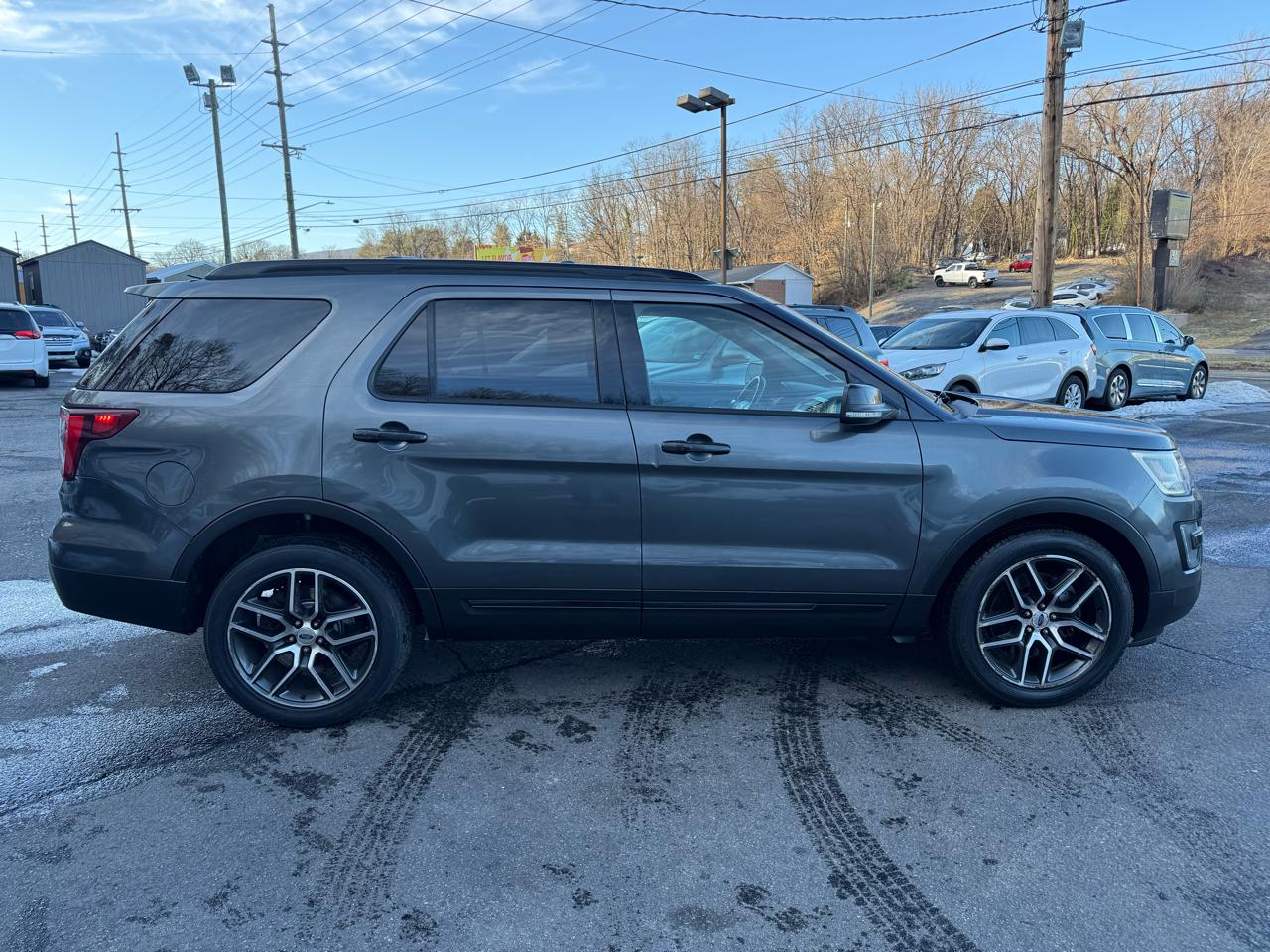 Ford Explorer 4WD 4dr Sport 2016