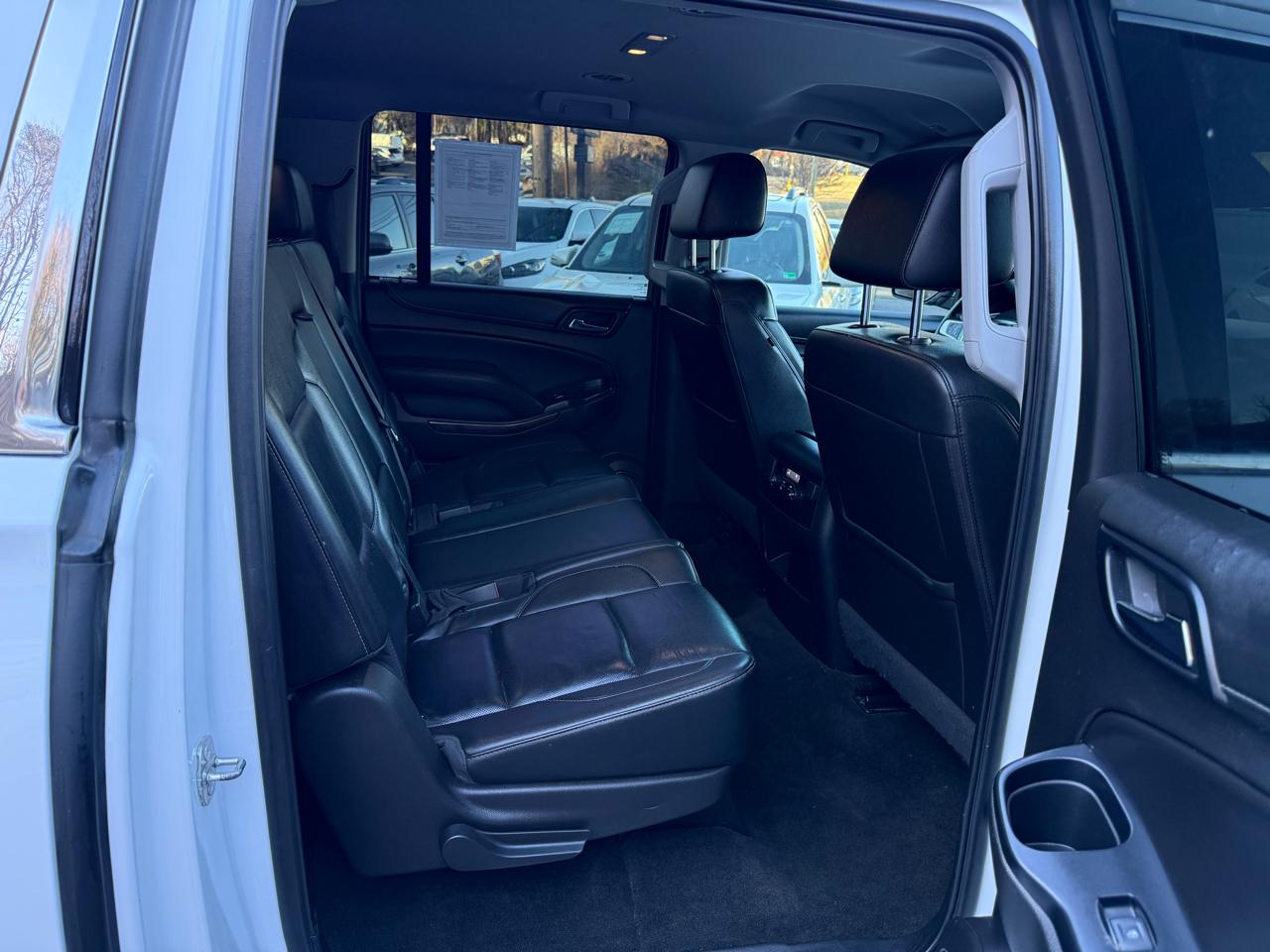 GMC Yukon XL 4WD 4dr SLT 2017