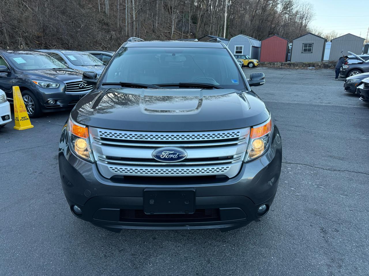 Ford Explorer 4WD 4dr XLT 2015