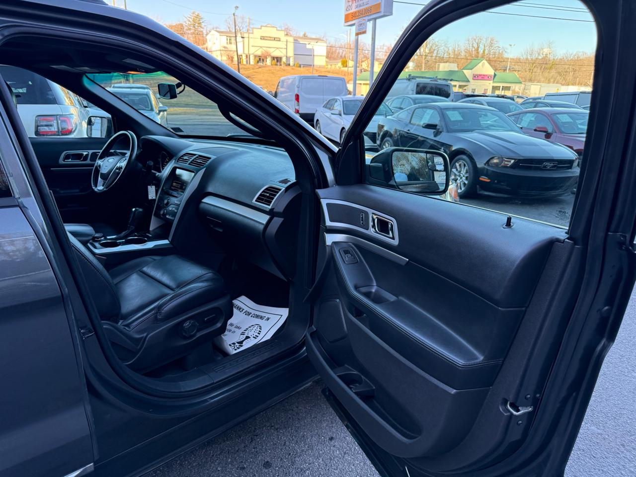 Ford Explorer 4WD 4dr XLT 2015