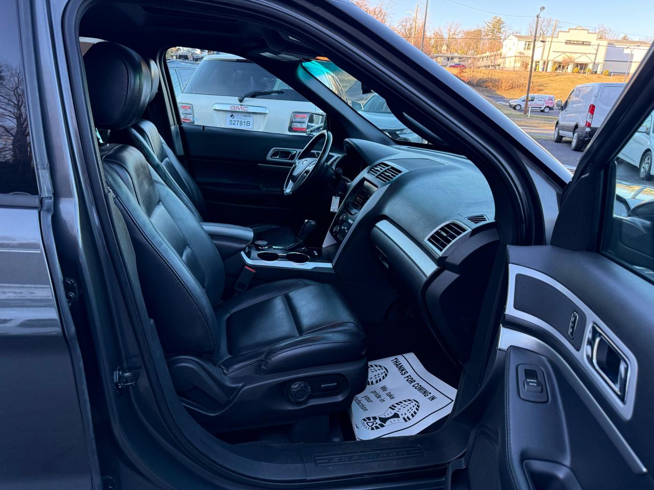 Ford Explorer 4WD 4dr XLT 2015