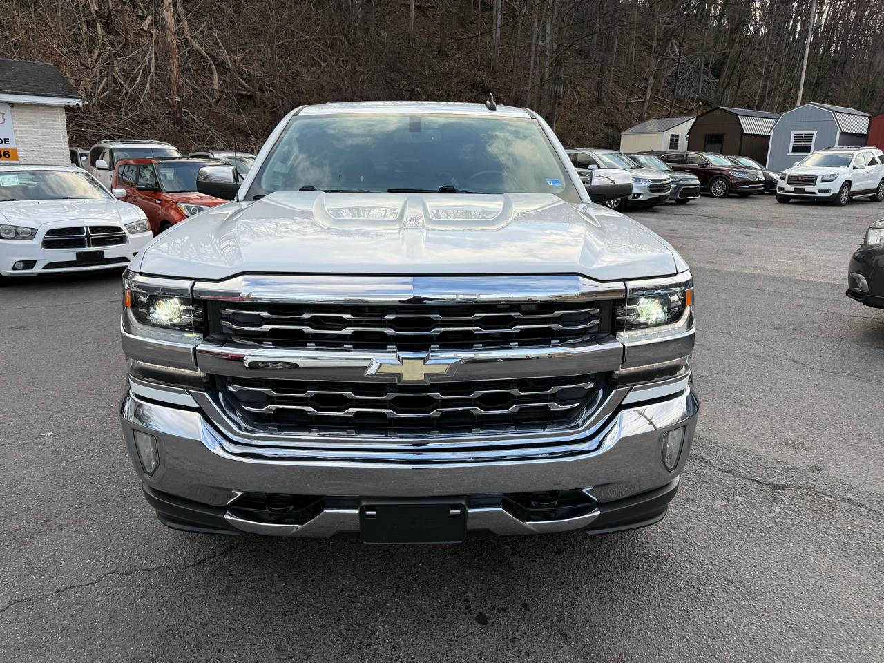 Chevrolet Silverado 1500 4WD Double Cab 143.5" LTZ w/1LZ 2016