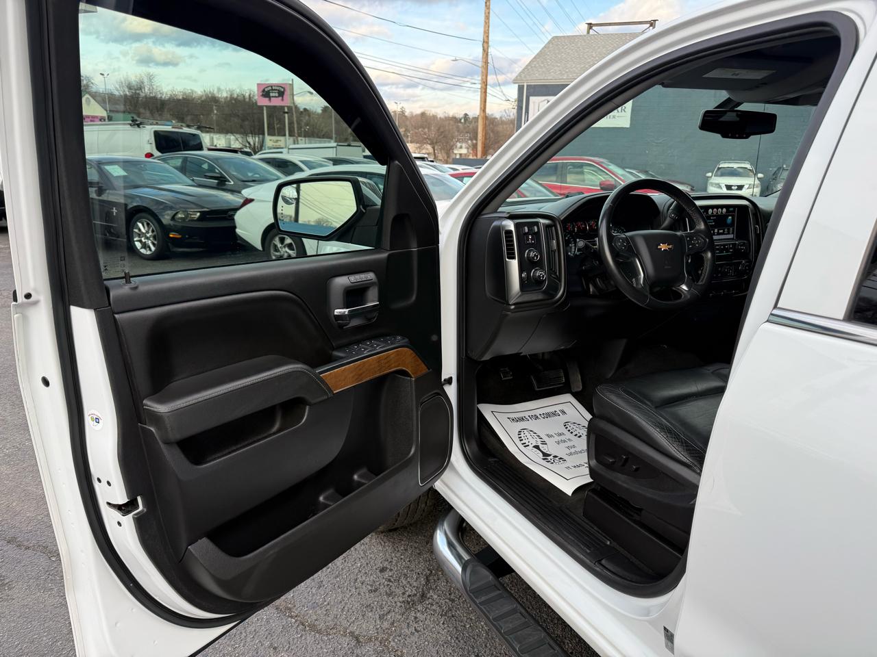 Chevrolet Silverado 1500 4WD Double Cab 143.5" LTZ w/1LZ 2016