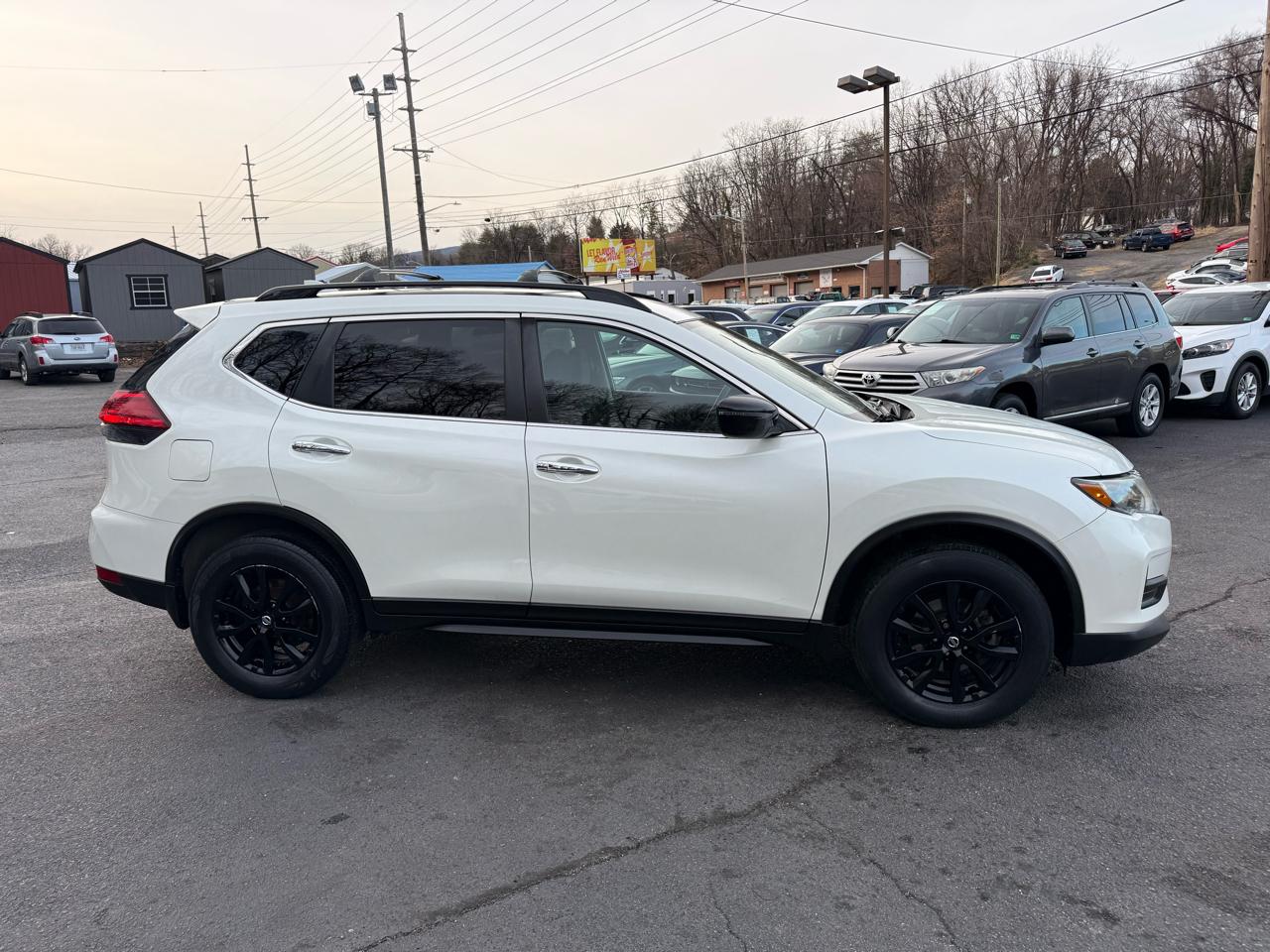 Nissan Rogue AWD SV 2017