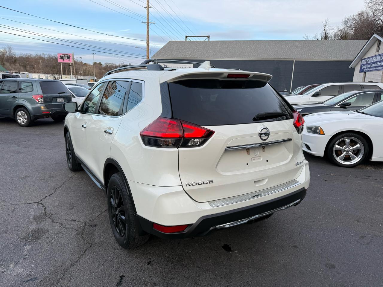 Nissan Rogue AWD SV 2017