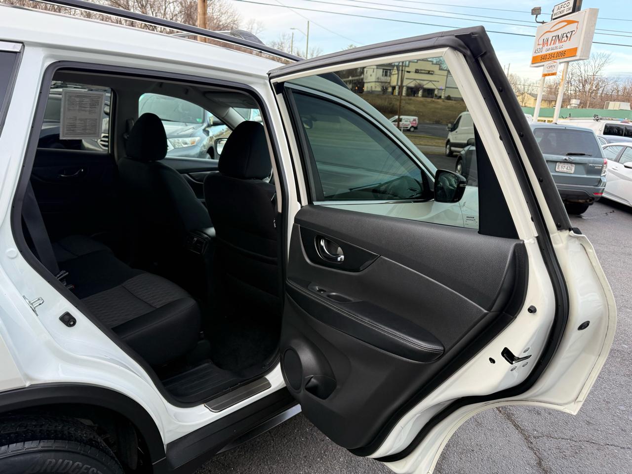 Nissan Rogue AWD SV 2017