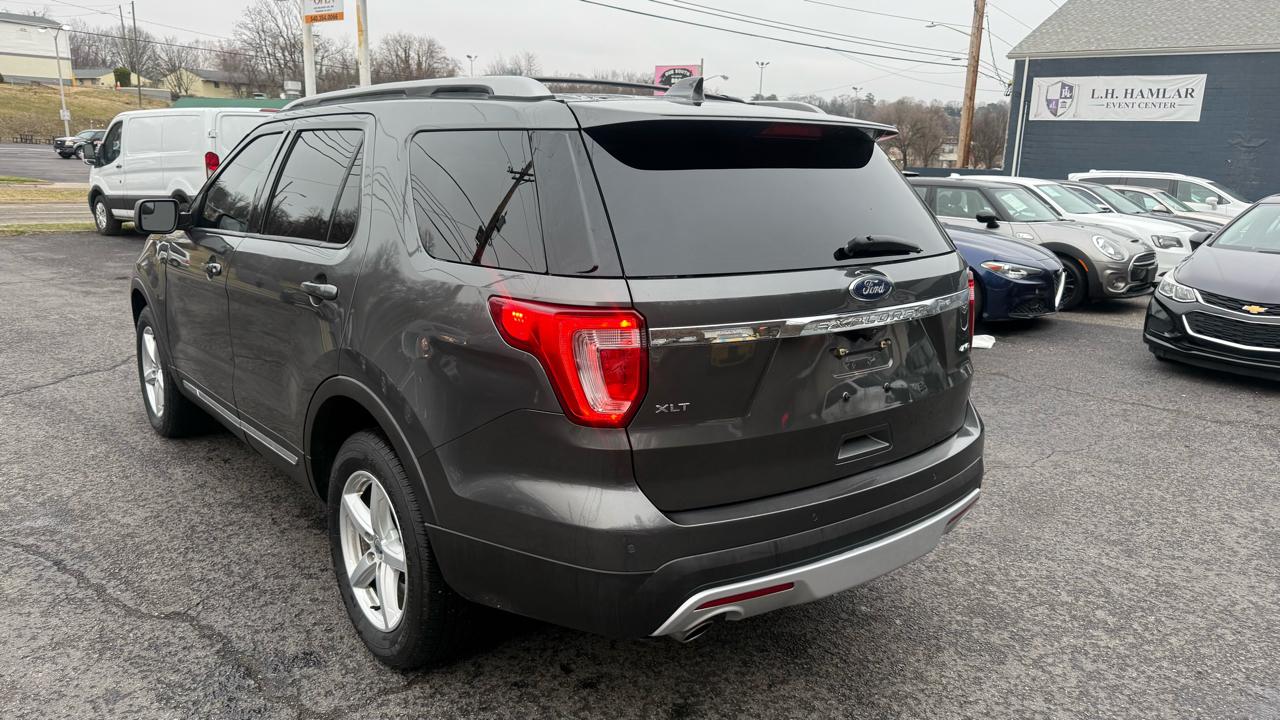 Ford Explorer 4WD 4dr XLT 2016