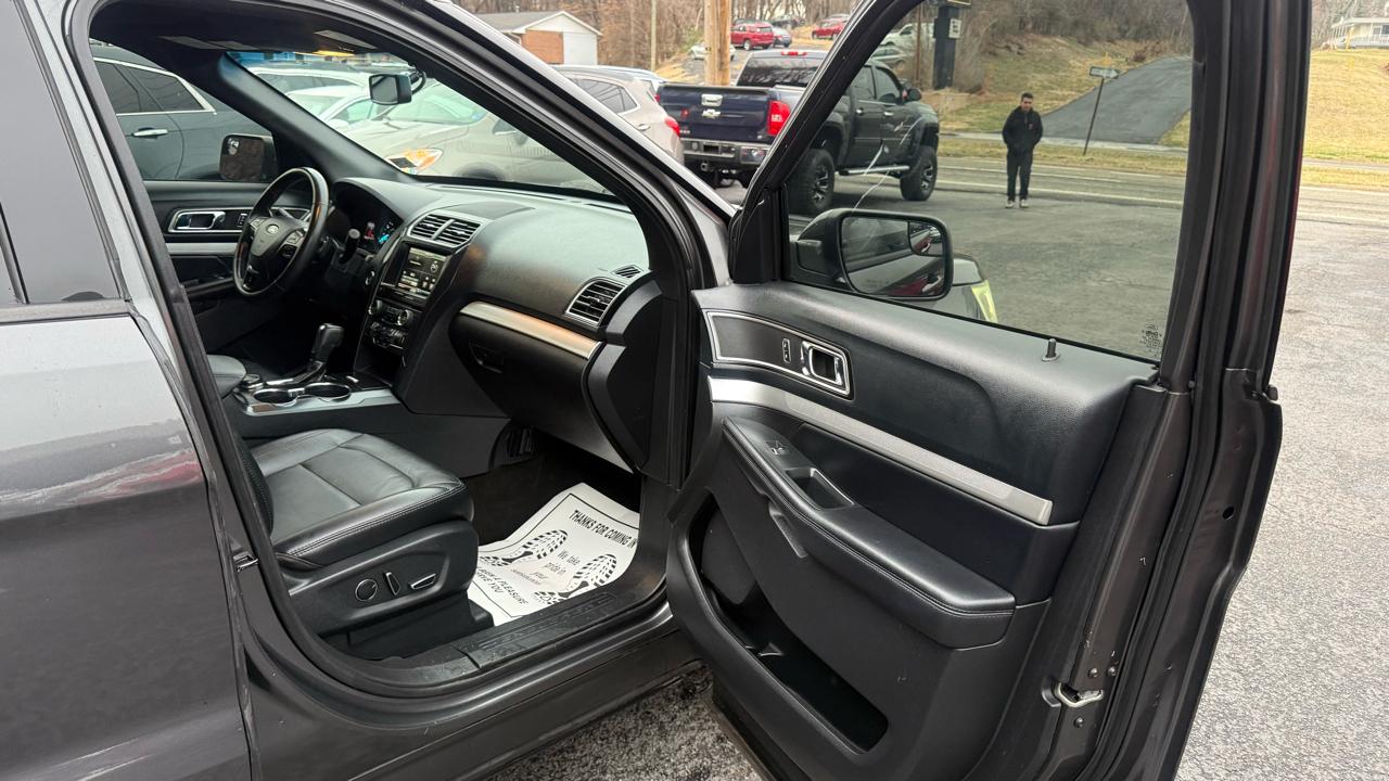 Ford Explorer 4WD 4dr XLT 2016