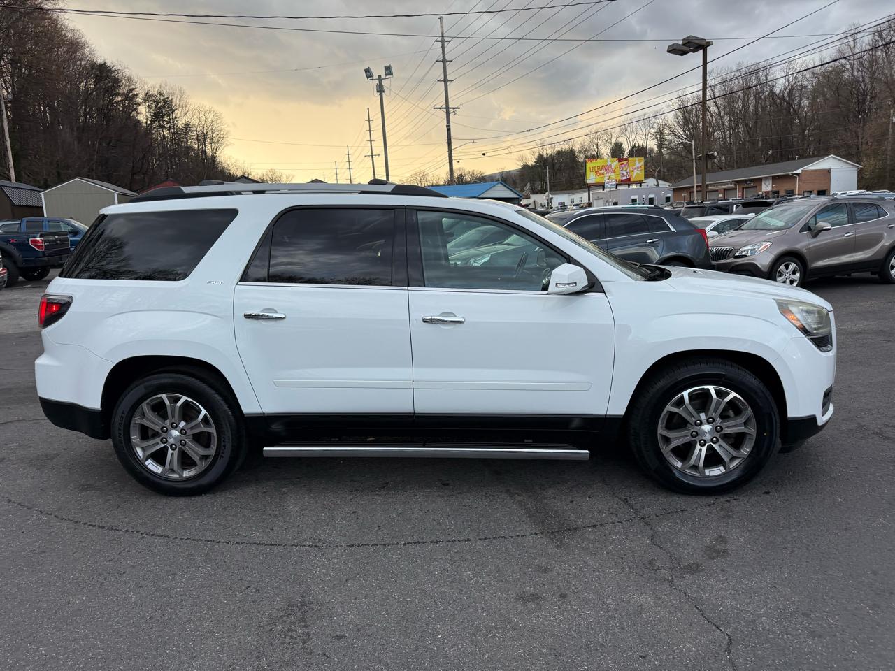 GMC Acadia AWD 4dr SLT w/SLT-1 2016