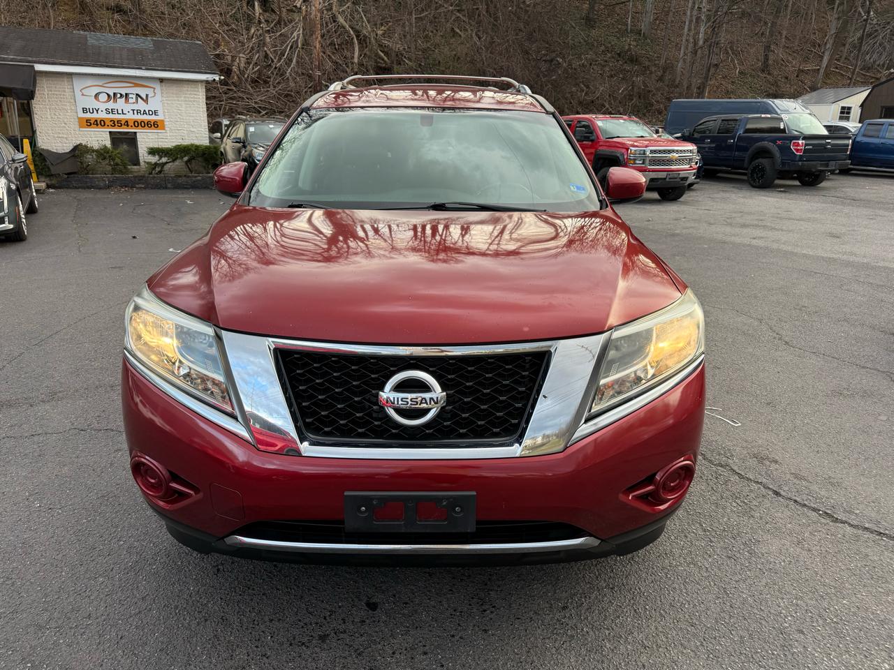 Nissan Pathfinder 4WD 4dr SV 2013