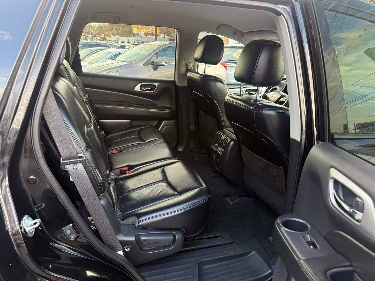 Nissan Pathfinder 4x4 SL 2018