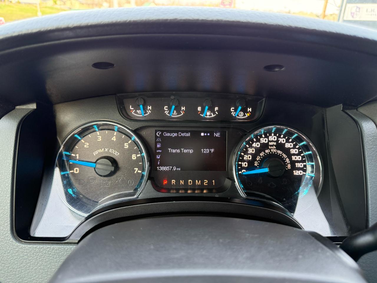 Ford F-150 4WD SuperCrew 145" King Ranch 2013