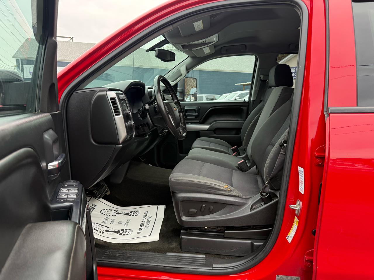 Chevrolet Silverado 1500 4WD Double Cab 143.5" LT w/1LT 2015