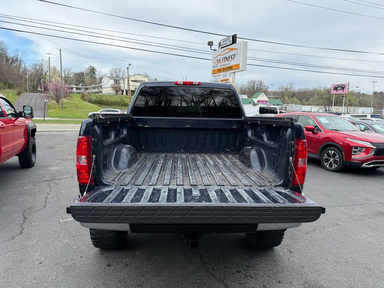 Chevrolet Silverado 1500 4WD Crew Cab 143.5" LT 2011