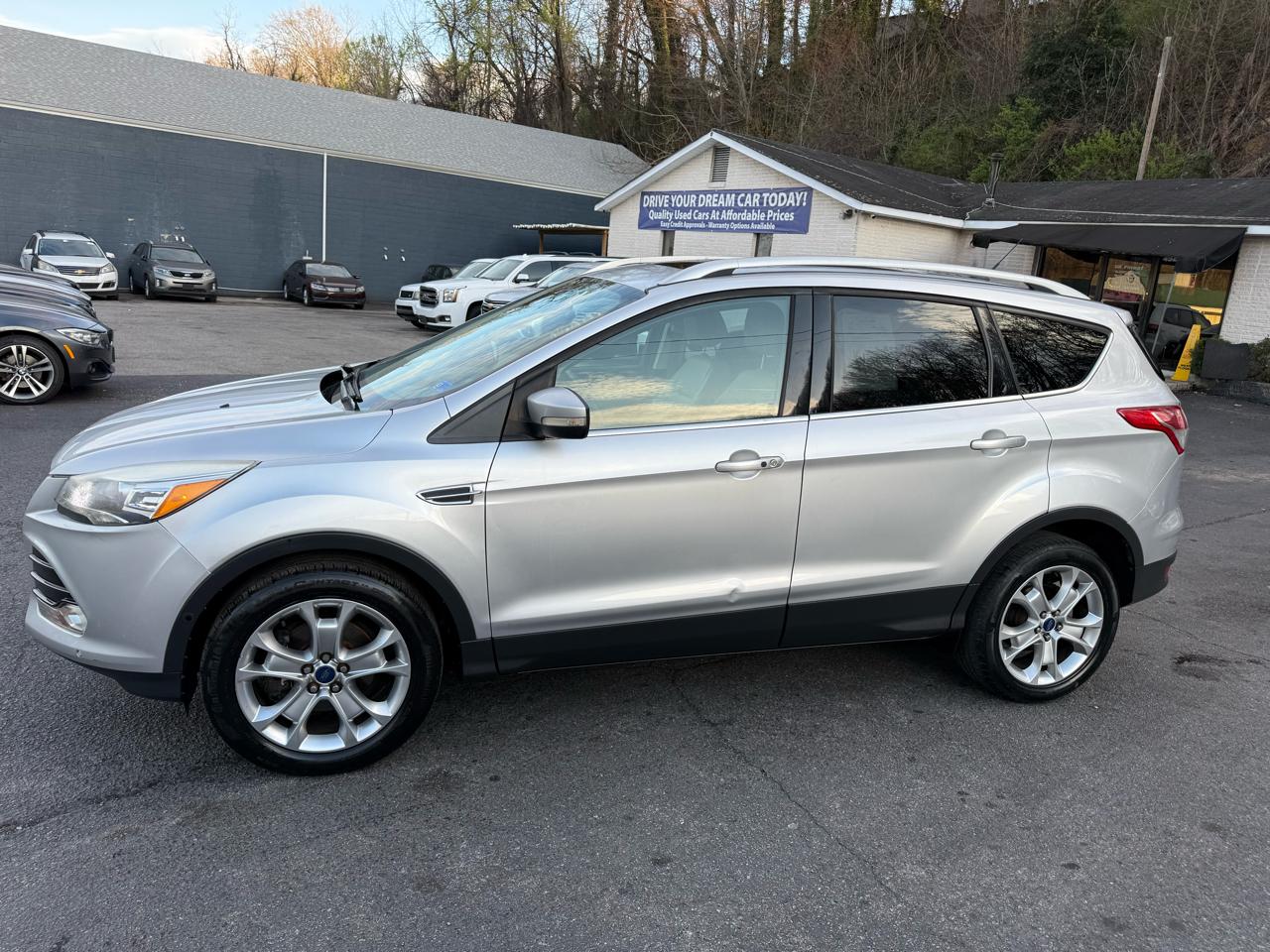 Ford Escape 4WD 4dr Titanium 2016