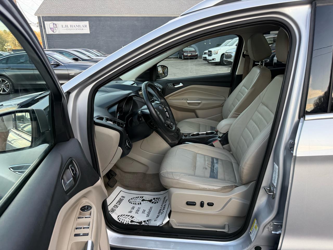 Ford Escape 4WD 4dr Titanium 2016