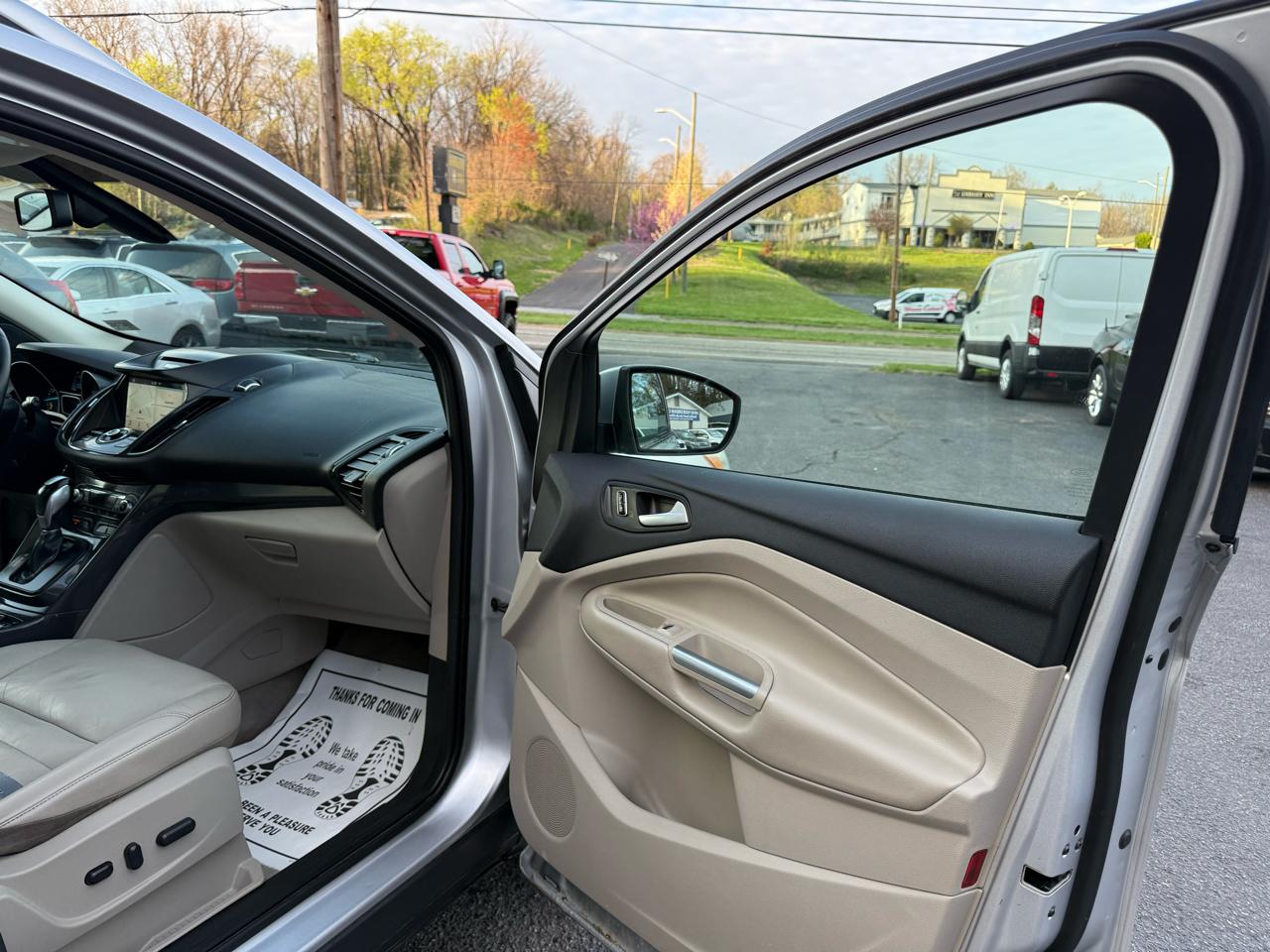 Ford Escape 4WD 4dr Titanium 2016