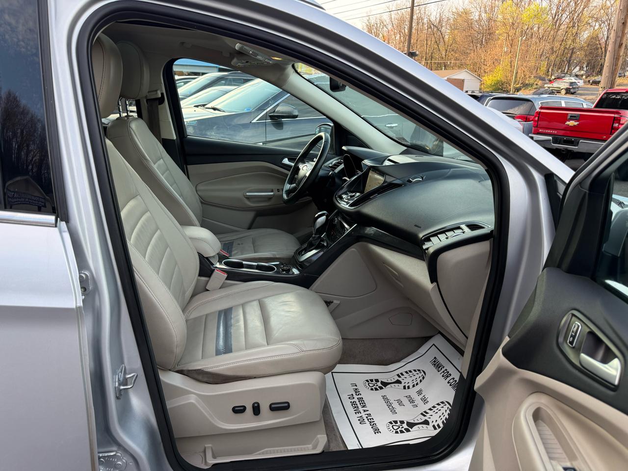 Ford Escape 4WD 4dr Titanium 2016