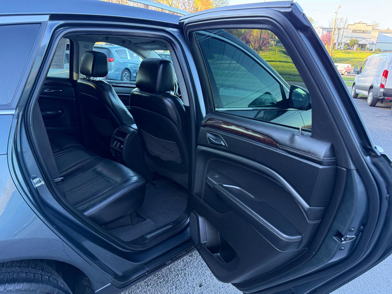 Cadillac SRX AWD 4dr Performance Collection 2012