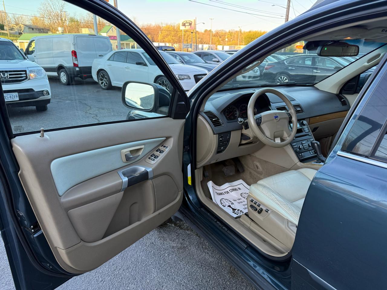 Volvo XC90 AWD 4dr I6 w/Snrf/3rd Row 2007