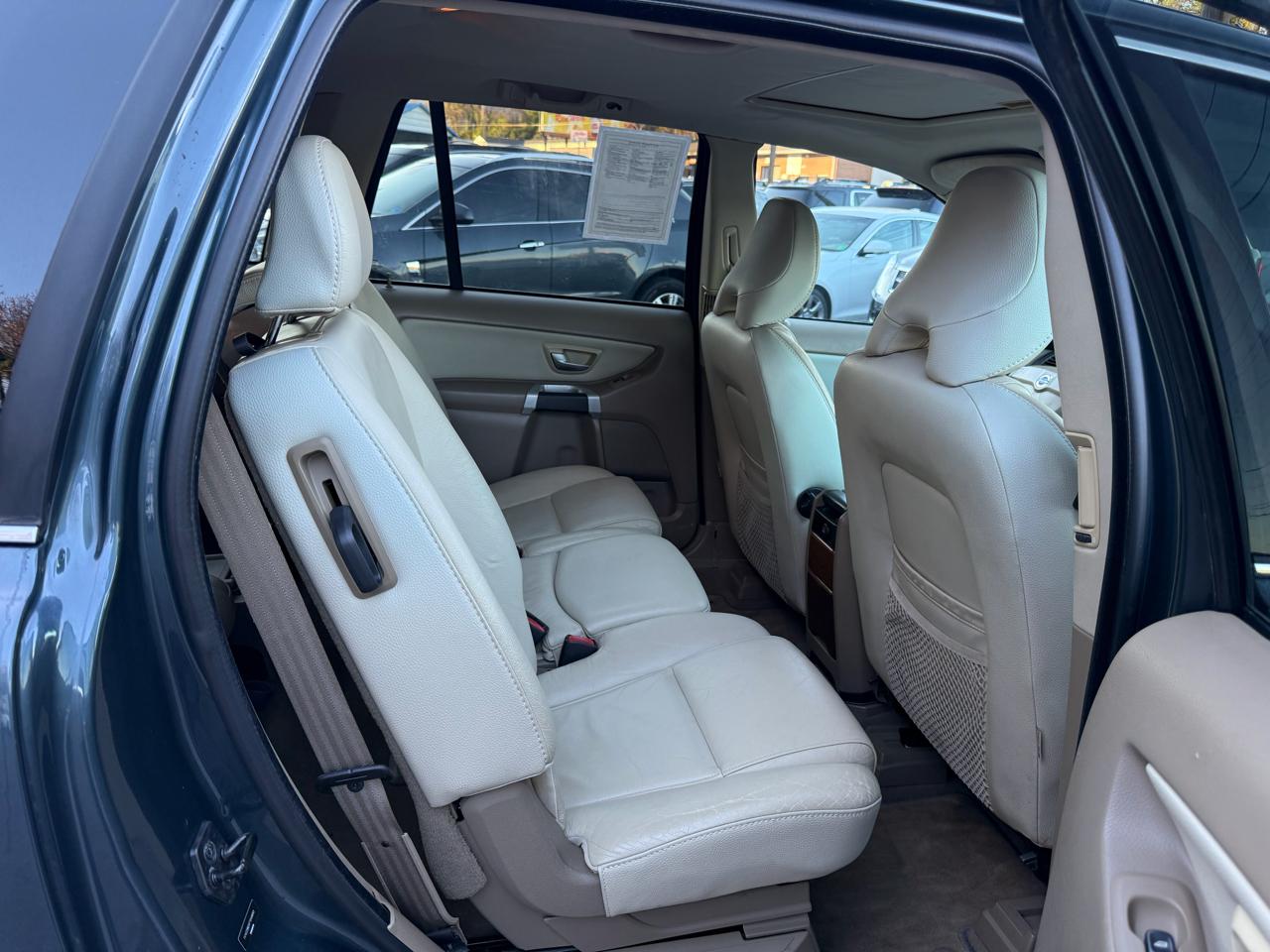 Volvo XC90 AWD 4dr I6 w/Snrf/3rd Row 2007