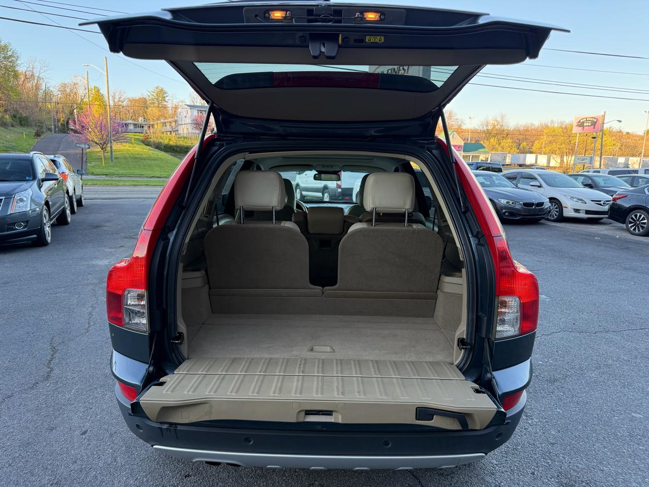 Volvo XC90 AWD 4dr I6 w/Snrf/3rd Row 2007