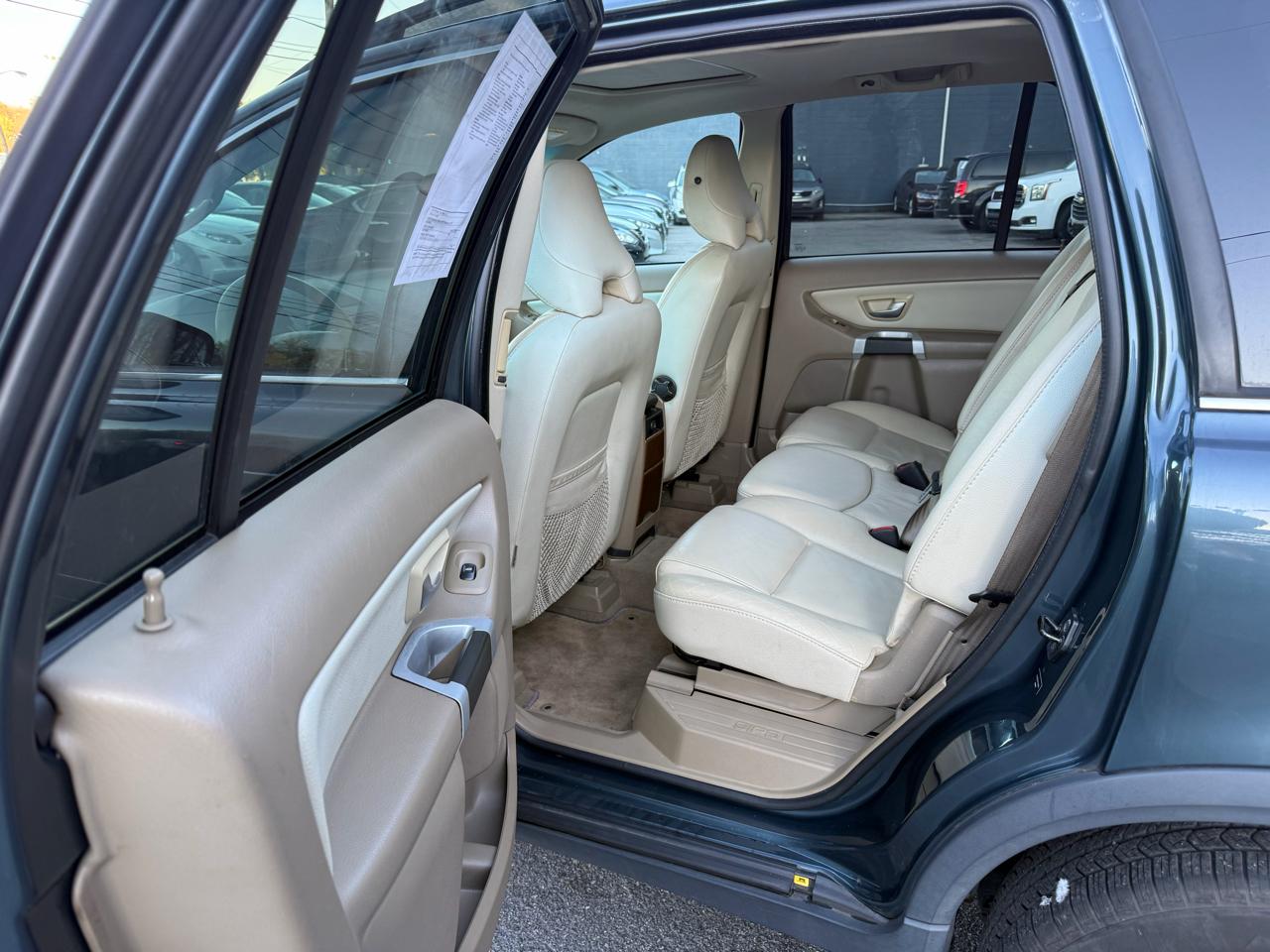 Volvo XC90 AWD 4dr I6 w/Snrf/3rd Row 2007